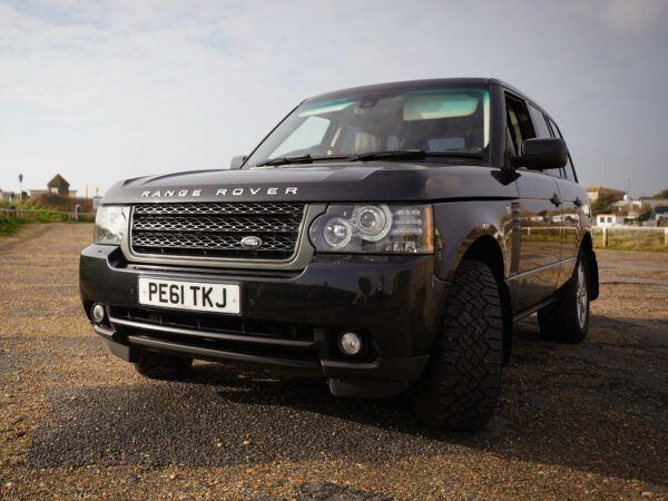 Win this Range Rover 4.4 TD V8 Vogue + £1,000 or £8,500 Cash Alternative - Image 2
