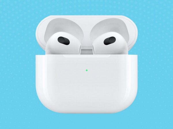 Win a MacBook Air + Airpods! - Image 2